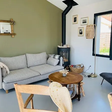 Maison Neuve Et Familiale Bord De Mer A 別荘 バルバトル